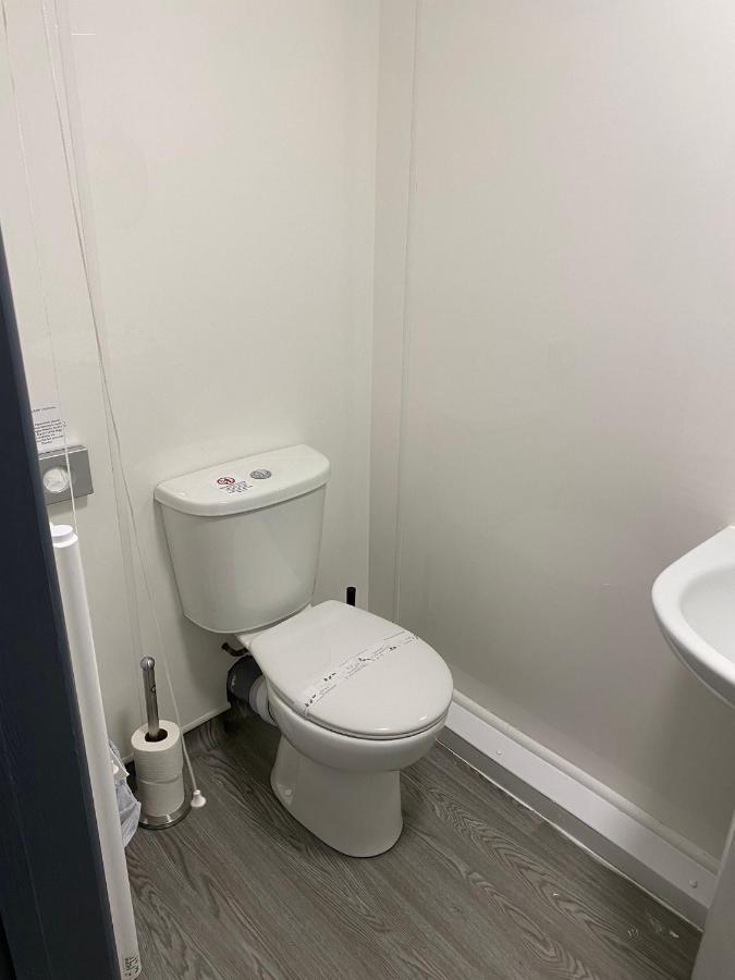 Double Ensuite Rooms Σουόνσι Εξωτερικό φωτογραφία